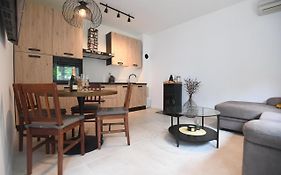 Kala House - Brand New!!